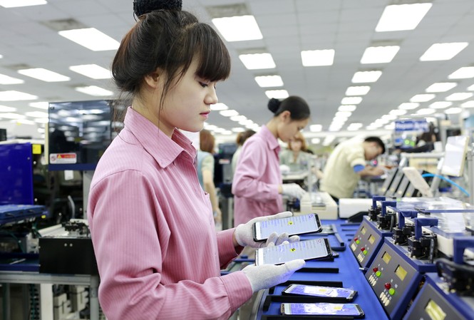 Năm 2019, lương tối thiểu vùng tăng 5,3% Lương tối thiểu vùng năm 2019 tăng 5,3% so với năm 2018.