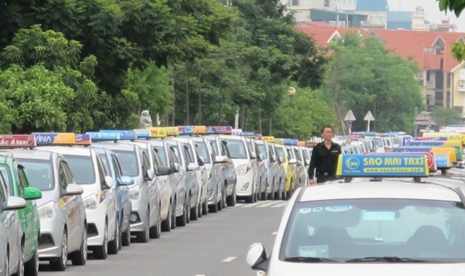 Bộ Giao Thông bác đề nghị 'tạm' kéo dài niên hạn taxi Không chấp thuận tạm nới niên hạn cho taxi. Ảnh minh họa: IE.
