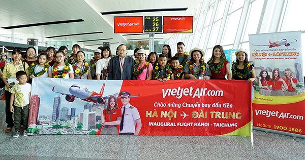 Mở đường bay mới, Vietjet tung hàng triệu vé từ 0 đồng Vietjet chính thức mở đường bay mới Hà Nội – Đài Trung (Đài Loan), và chương trình khuyến mại lớn nhất năm.