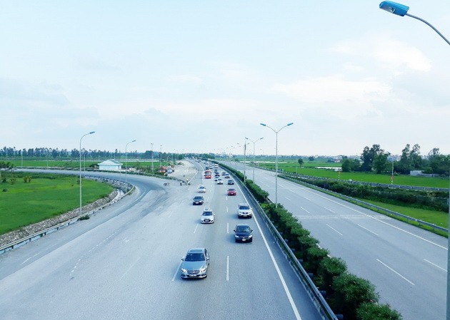 17 trường hợp chống đối nhân viên trên cao tốc Cao tốc Cầu Giẽ - Ninh Bình có lưu lượng phương tiện cao nhất cả nước.