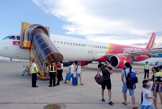Vietjet chi hơn 2.700 tỷ trả cổ tức năm 2017 Vietjet tiếp tục chia cổ tức "khủng" cho cổ đông.