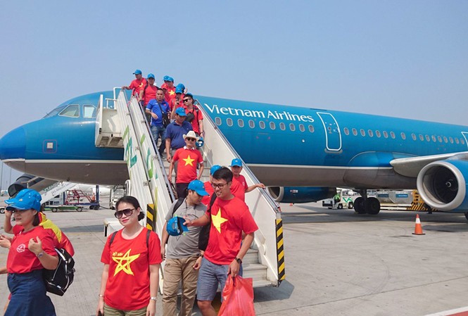 Từ hôm nay 8/10 bắt đầu bán vé máy bay Tết Các hãng hàng không bắt đầu bán vé tàu Tết Nguyên đán 2019.