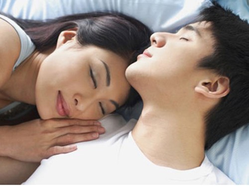 Trời ơi, sao lại dùng bạo lực để “phá đời trai” của người ta? Ảnh minh họa: Internet