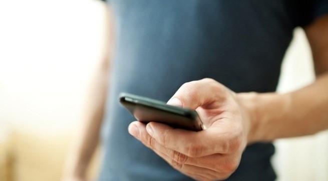 Sự thật đằng sau những cuộc gọi lúc nửa đêm của chồng Ảnh minh họa: Internet
