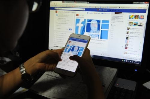 Lên mạng… ngoại tình Ảnh minh họa: Internet