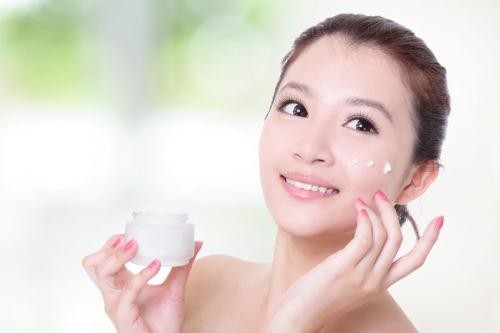 Thay đổi cách chăm sóc da khi thời tiết chuyển sang mát mẻ và hanh khô Ảnh minh hoạ: Internet