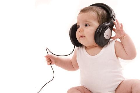 Cách nghe nhạc để trẻ sơ sinh phát triển trí thông minh Ảnh minh hoạ: Internet