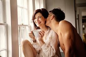 Chồng cặp bồ, vợ ngậm đắng nuốt cay gánh nợ 'tình phí' Ảnh minh họa: Internet