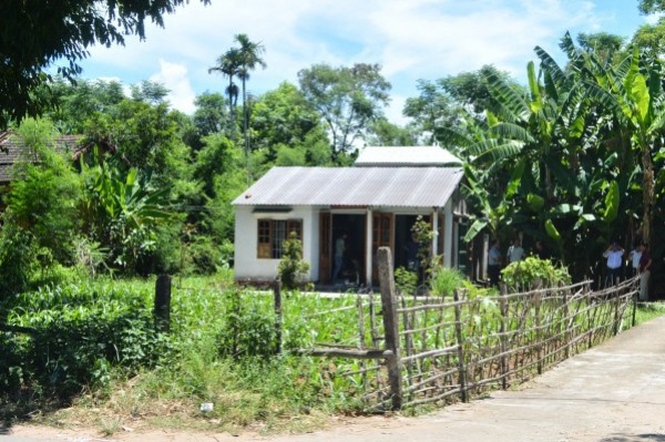 Kẻ cầm dao đâm chết hàng xóm mắc bệnh tâm thần Kẻ cầm dao đâm chết hàng xóm mắc bệnh tâm thần