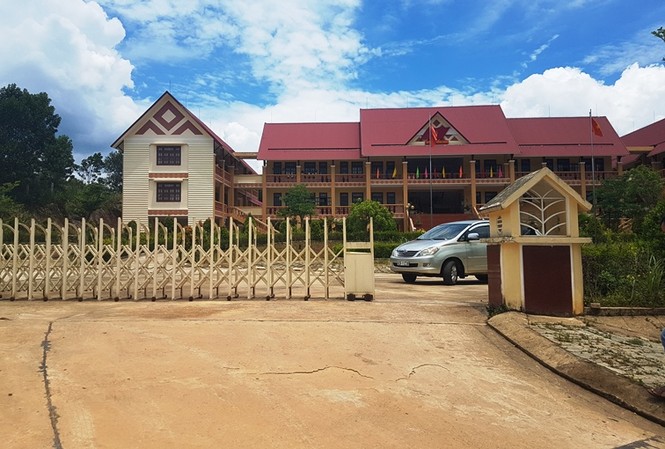 Vì sao chưa điều chuyển Phó Bí thư huyện ủy Đông Giang? Trụ sở Huyện ủy Đông Giang