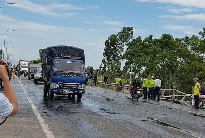 Sau tai nạn 13 người chết: Đề xuất mở rộng tuyến tránh 'tử thần' Sau tai nạn 13 người chết: Đề xuất mở rộng tuyến tránh 'tử thần'