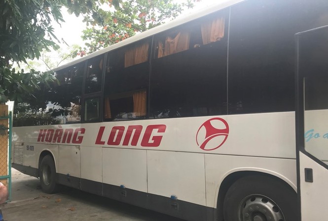 Phát hiện xe khách vận chuyển hàng ngàn bao thuốc lá lậu Phát hiện xe khách vận chuyển hàng ngàn bao thuốc lá lậu