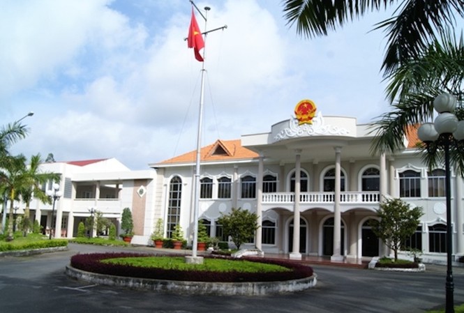 Chủ tịch Cà Mau lên tiếng về đoàn cán bộ đi hội chợ nước ngoài Trụ sở UBND tỉnh Cà Mau