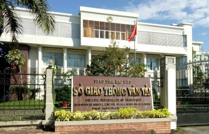 Thu hồi phù hiệu xe sai luật, Sở GTVT Bạc Liêu bồi thường 80 triệu Trụ sở Sở GTVT Bạc Liêu