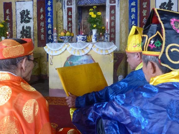 Lễ tế nghĩa trủng Nam Ô để không quên xương máu tiền nhân Lễ tế nghĩa trủng Nam Ô để không quên xương máu tiền nhân