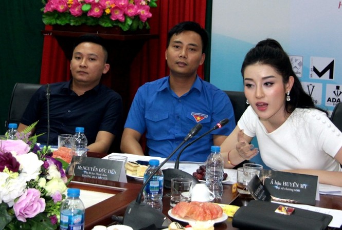 Á hậu Huyền My đồng hành với 'Hành trình tình yêu' Á hậu Huyền My đồng hành với chương trình với mong muốn sẽ lan tỏa thông điệp yêu thương đến với đông đảo mọi người
