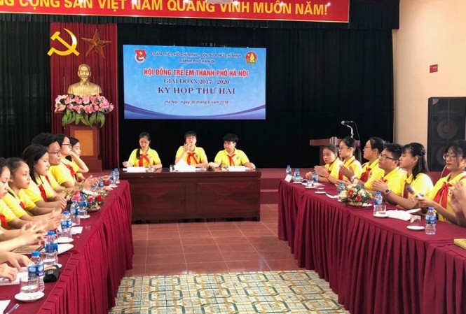 Bảo vệ trẻ em an toàn, lành mạnh trong thế giới công nghệ số Hội đồng trẻ em TP Hà Nội họp với sự trao đổi thẳng thắn, cởi mở