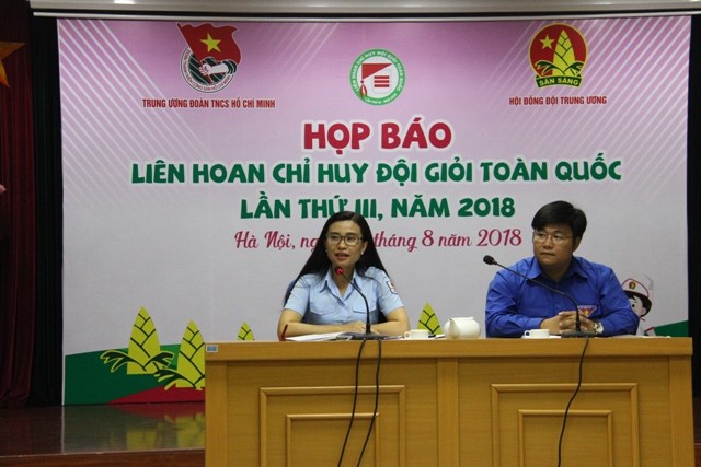 Liên hoan Chỉ huy đội giỏi toàn quốc lần III Chị Nguyễn Phạm Duy Trang, Trưởng ban Công tác thiếu nhi T.Ư Đoàn, Phó Chủ tịch thường trực Hội đồng Đội T.Ư thông tin về liên hoan