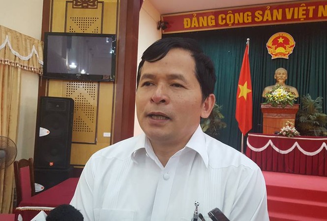 Đình chỉ Trưởng Công an xã “tiêu hoang, nợ chồng chất” Chủ tịch UBND huyện Ba Vì Bạch Công Tiến
