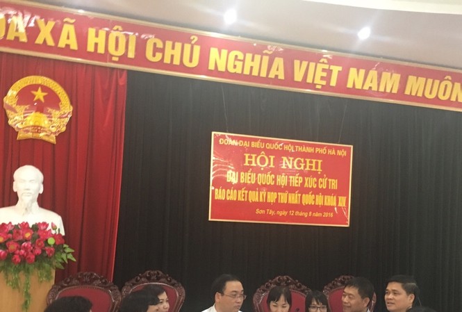 Hà Nội nghiên cứu tái lập thành phố Sơn Tây Bí thư Hoàng Trung Hải trao đổi với cử tri thị xã Sơn Tây ngày 12/8
