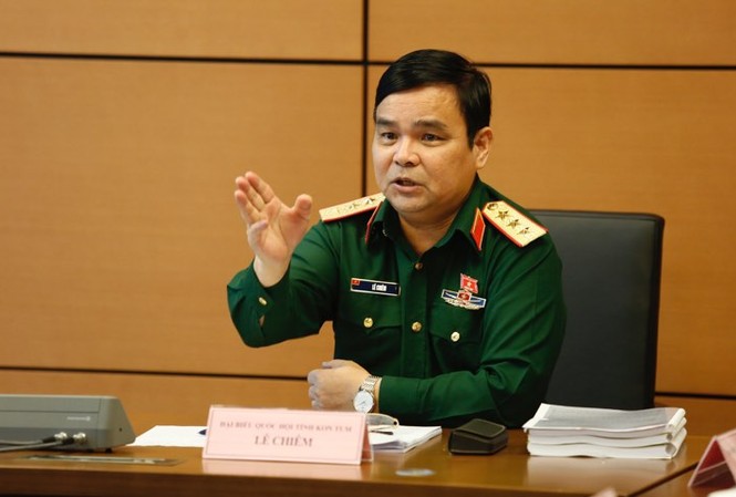 Thượng tướng Lê Chiêm: 'Cán bộ ta mua hết đất Long Thành rồi' Thượng tướng Lê Chiêm. Ảnh Như Ý