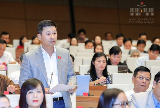 Chúng ta đang ngơ ngác trước 'sân chơi' chi phối bởi công nghệ ĐBQH Nguyễn Phi Thường, đoàn Hà Nội