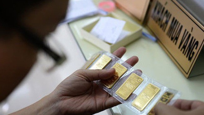 Huy động nguồn tiền, vàng, ngoại tệ rất lớn trong dân Đẩy mạnh việc huy động nguồn tiền, vàng, ngoại tệ rất lớn trong dân