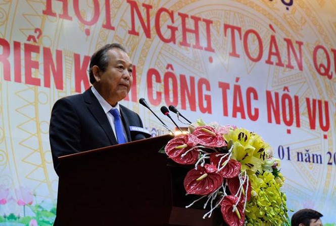 Bộ Nội vụ tiếp tục thanh tra việc 'bổ nhiệm siêu tốc' Phó Thủ tướng Thường trực Chính phủ Trương Hoà Bình phát biểu tại hội nghị