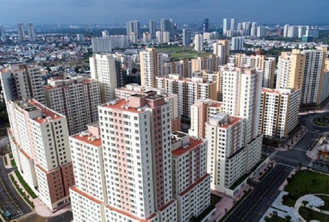 Đánh thuế nhà đất trên 700 triệu: Gây bức xúc do nói chưa rõ? Đề xuất đánh thuế tài sản nhà ở có giá trị từ 700 triệu đồng gây bức xúc có nguyên nhân từ thuyết minh, giải trình