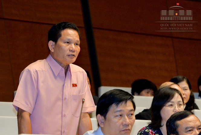 ĐBQH tranh luận về phiên xử bác sỹ Hoàng Công Lương Nhiều đại biểu lên tiếng về phiên xử bác sỹ Hoàng Công Lương