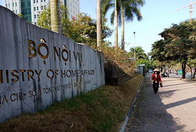 Bộ Nội vụ: Sáp nhập đơn vị hành chính sẽ tiết kiệm rất lớn Bộ Nội vụ cho rằng, việc sáp nhập đơn vị hành chính sẽ tiết kiệm rất lớn cho ngân sách nhà nước