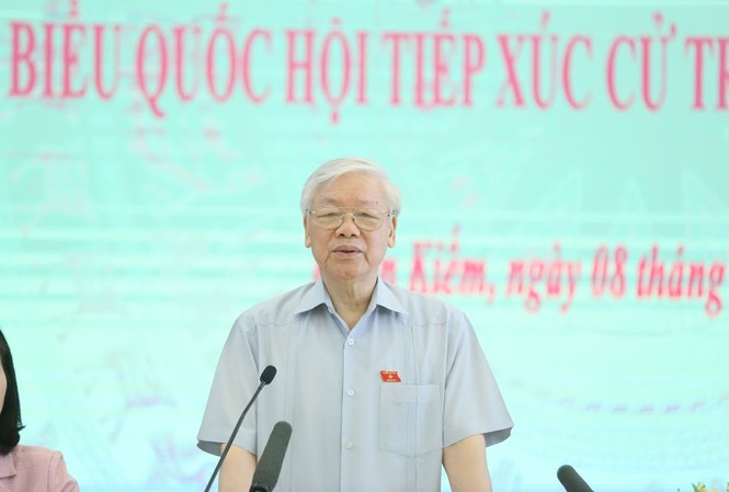 Tổng Bí thư: Không gương mẫu thì làm cán bộ làm gì? Tổng Bí thư Nguyễn Phú Trọng tại buổi tiếp xúc cử tri sáng 8/10