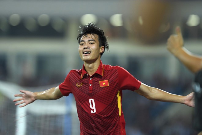 Văn Toàn được thưởng nóng vì hành động đẹp Văn Toàn được thưởng nóng vì hành động đẹp
