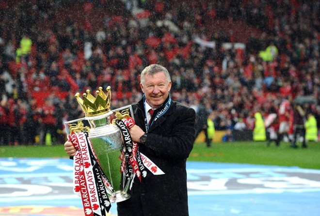 Sir Alex Ferguson bị xuất huyết não, phải mổ cấp cứu Sir Alex Ferguson bị xuất huyết não, phải mổ cấp cứu