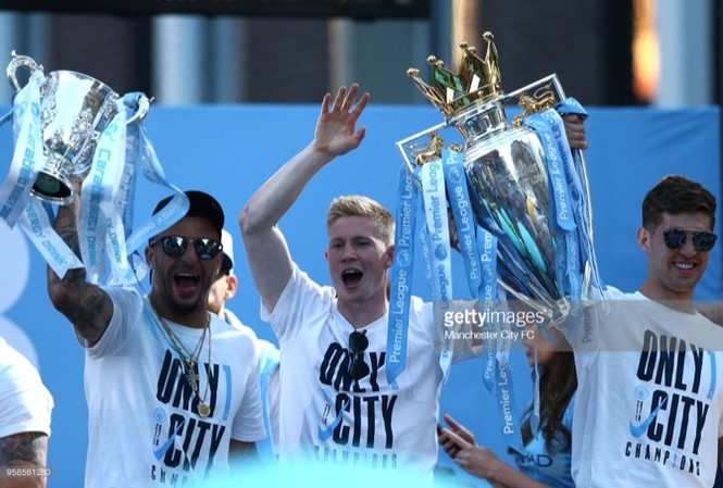 De Bruyne: 'Kỳ tích của Man City khó bị phá vỡ' De Bruyne: 'Kỳ tích của Man City khó bị phá vỡ'