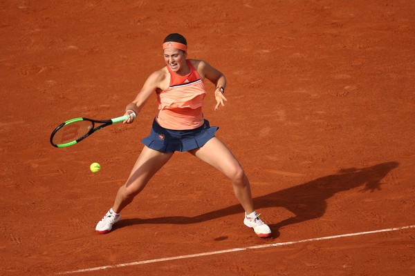 Nhiều cú sốc trong ngày mở màn Roland Garros 2018 ĐKVĐ Jelena Ostapenko dừng bước sớm
