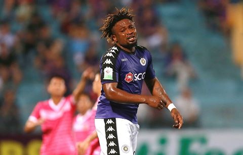 'Cây săn bàn' số 1 V-League 2018 bị treo giò 'Cây săn bàn' số 1 V-League 2018 bị treo giò