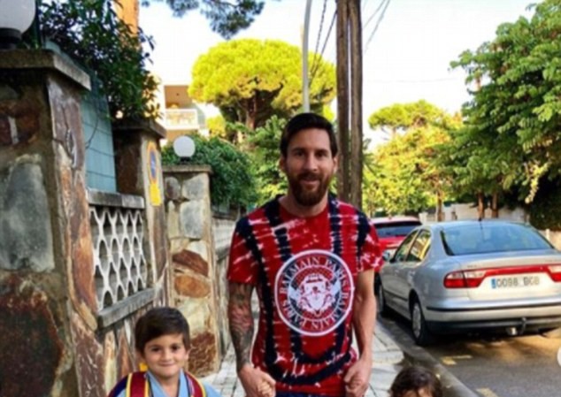 Vì sao Messi không tập trung cùng tuyển Argentina? Vì sao Messi không tập trung cùng tuyển Argentina?