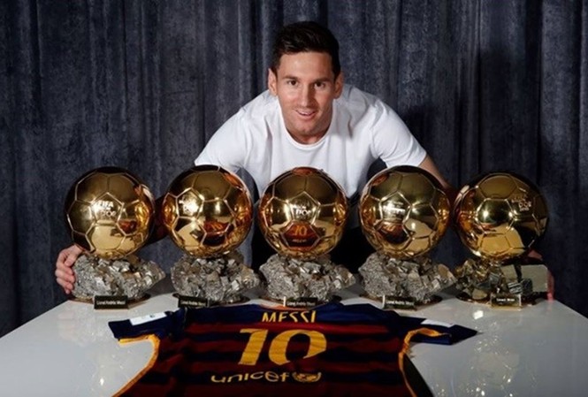 Messi được vinh danh là VĐV xuất sắc nhất mọi thời đại Messi được vinh danh là VĐV xuất sắc nhất mọi thời đại