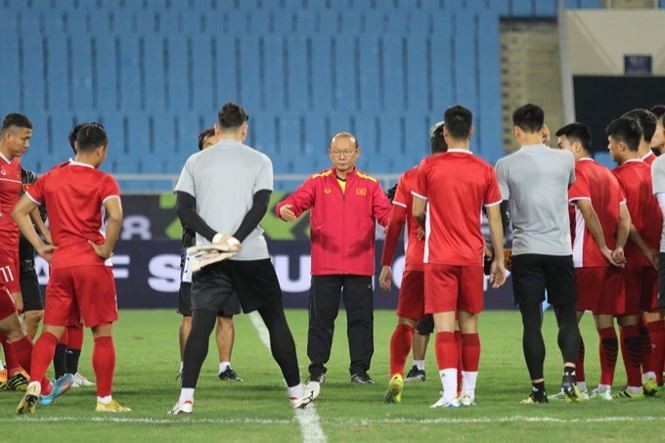 Tuyển thủ Thành Lương: 'Tuyển Việt Nam sẽ thắng Philippines 2-0' Tuyển thủ Thành Lương: 'Tuyển Việt Nam sẽ thắng Philippines 2-0'