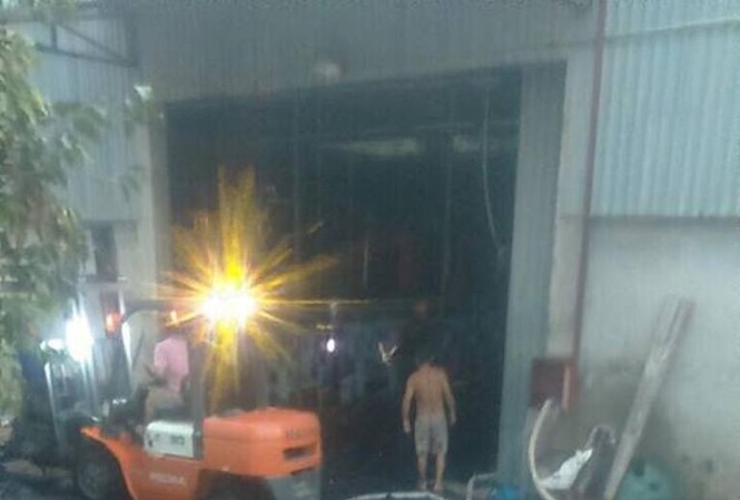 Cháy lớn công ty vải sợi rộng 1.000m2 ở Bình Dương Hiện trường vụ cháy