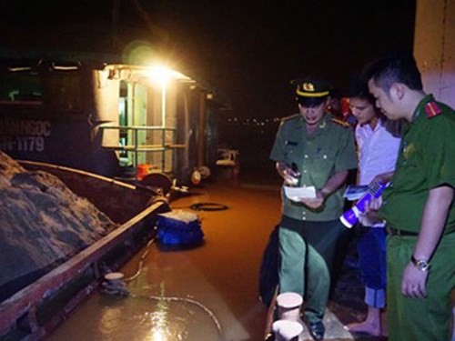 Doanh nghiệp phải chịu trách nhiệm nếu để cát tặc hoành hành Công an tỉnh Vĩnh Phúc bắt cát tặc lúc nửa đêm