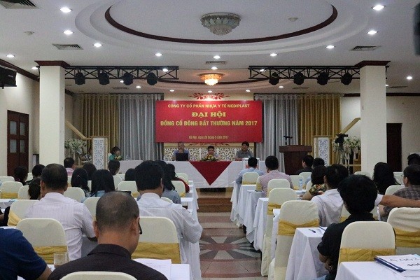 Công an Hà Nội vào cuộc vụ sáp nhập hai doanh nghiệp 'có vấn đề' Đại hội đồng cổ đông bất thường năm 2017 của Công ty Cổ phần Nhựa Y tế Mediplast .
