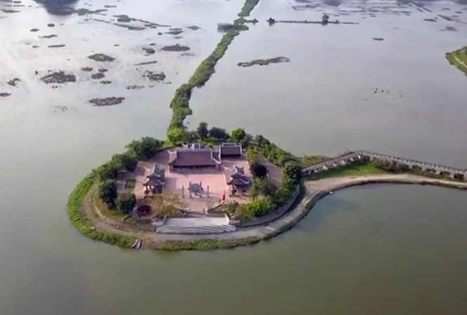 Đẩy nhanh tiến độ thi công chùa Tam Chúc để phục vụ Đại lễ Vesak 2019 Quần thể chùa Tam Chúc khi hoàn thiện được cho là lớn nhất châu Á.