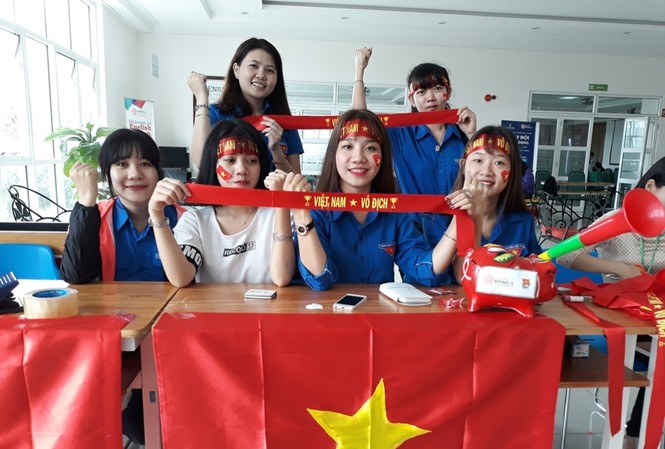 Cổ động viên Đà Nẵng sôi sục, chuẩn bị hết mình cho trận chiến' của U23 Cổ động viên Đà Nẵng sôi sục, chuẩn bị hết mình cho trận chiến' của U23