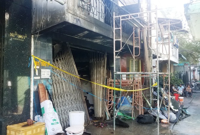 Chồng lao vào biển lửa cứu vợ con bất thành Ngôi nhà xảy ra vụ việc thương tâm