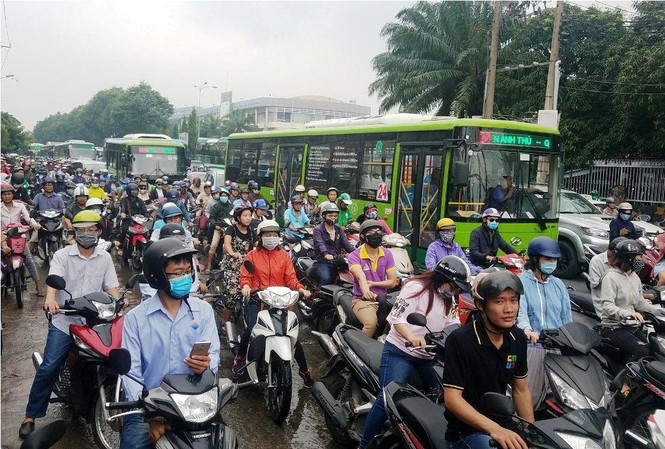 TPHCM tăng hơn 1.800 chuyến xe buýt 3 ngày lễ lớn Hơn 1.800 chuyến xe buýt sẽ được tăng cường phục vụ 3 ngày lễ lớn.