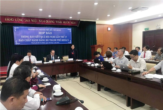 Bí thư Thành uỷ TPHCM: Cán bộ sai phạm mà không xử sẽ mất lòng dân Buổi họp báo chiều 6/7.
