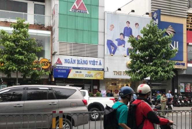 Nghi án dùng súng cướp ngân hàng ở trung tâm TPHCM Ngân hàng xảy ra vụ việc.