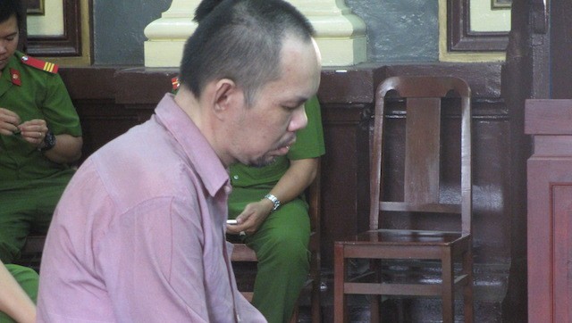Nhận án tử vì 'trộm' 2,5 kg ma túy rồi mang ra sân bay Lee Loke Dah tại phiên tòa ngày 29/4. Ảnh: Tân Châu